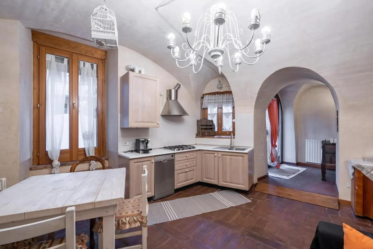 Le Chateau Franciacorta - By Host4U Apartment Colombaro  0*, Colombaro (Brescia) Italy
