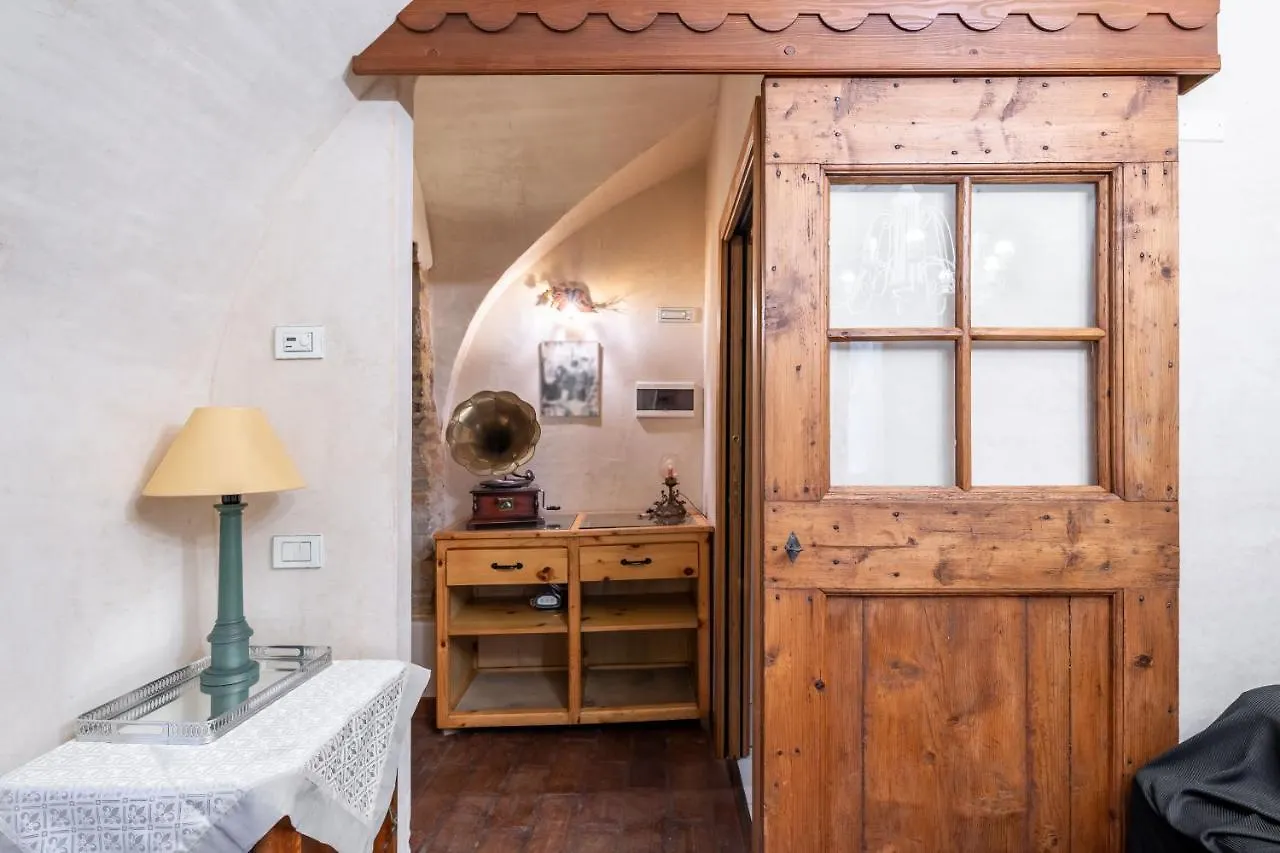 Le Chateau Franciacorta - By Host4U Apartment Colombaro  Colombaro (Brescia)